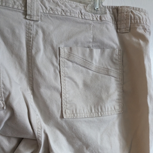 Women's Cream Low Rise 16 Straight Leg Mini Corduroy Pants Pockets Beige Wide - Picture 7 of 12